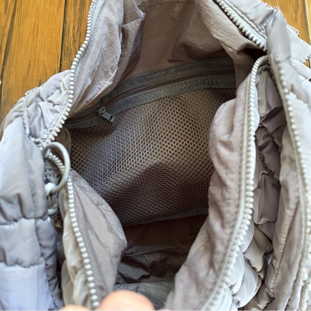 URBAN EXPRESSIONS Square Quilt Nylon Hobo Bag in Carbon (NWT) - Picture 7 of 7